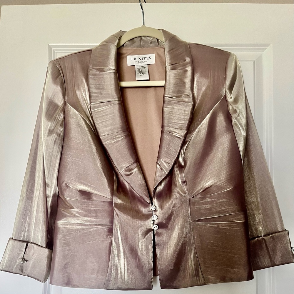 Women's J.R. Nites by Carol Lin gold evening blouse and camisole set. Size 12 - Picture 5 of 7